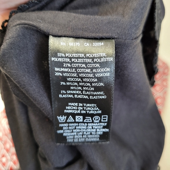 Maeve By Anthropolgie Geometric Red Skirt. Size Small - Picture 8 of 8